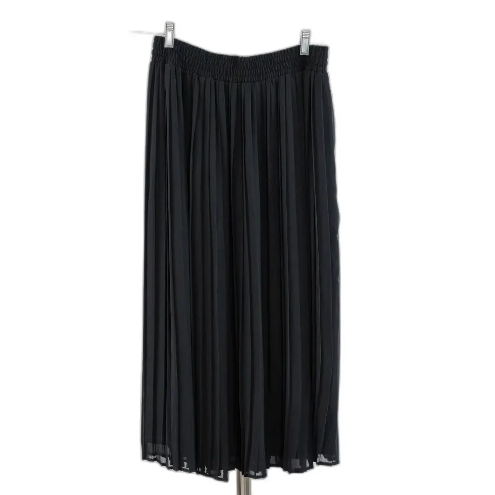 Leslie fay Sportswear black pleated maxi/midi skirt size 14